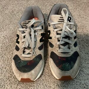 New balance sneakers